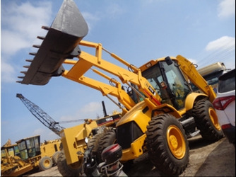 JCB 4CX